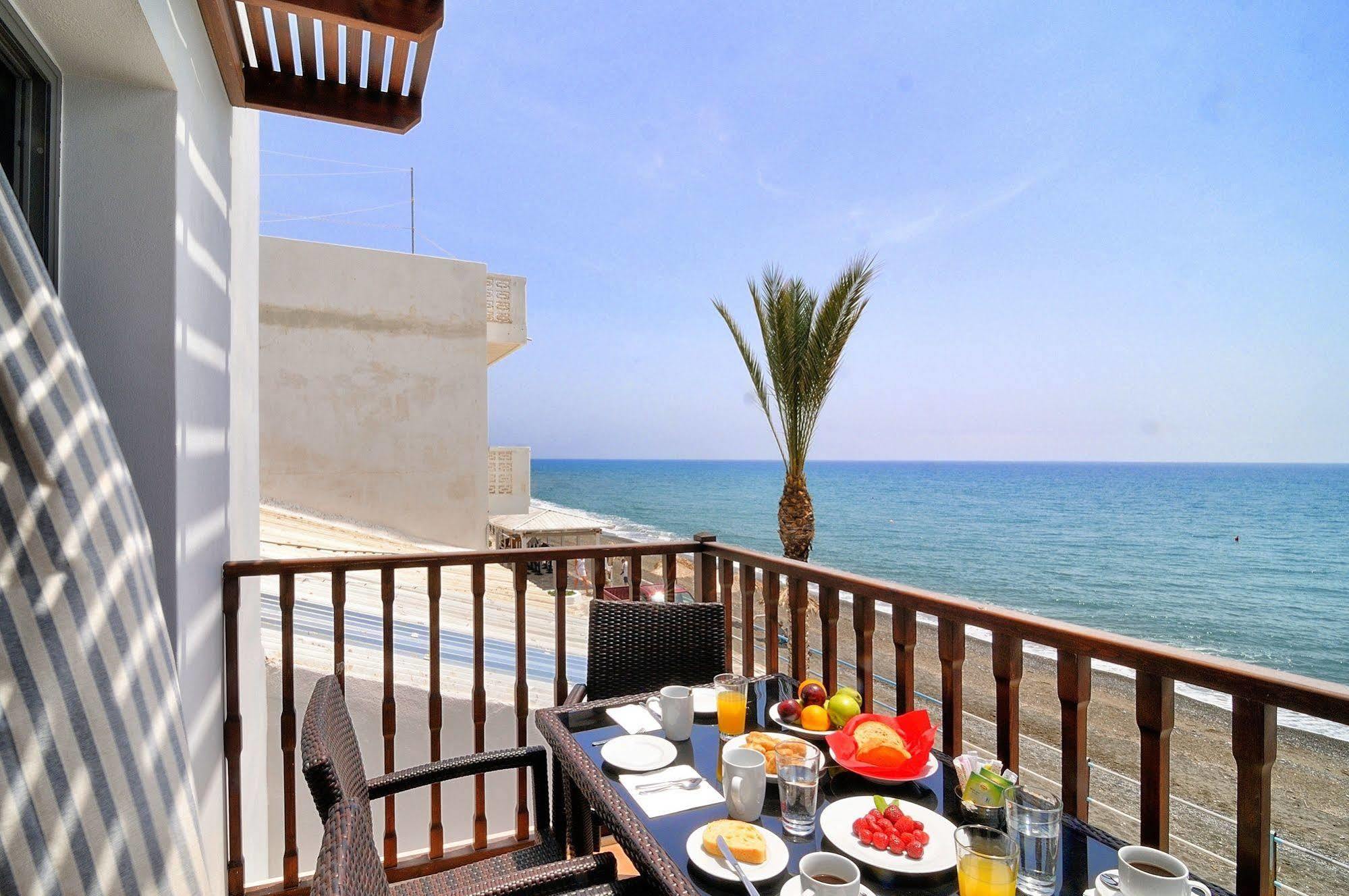 Myrtos Mare Suites Exterior foto