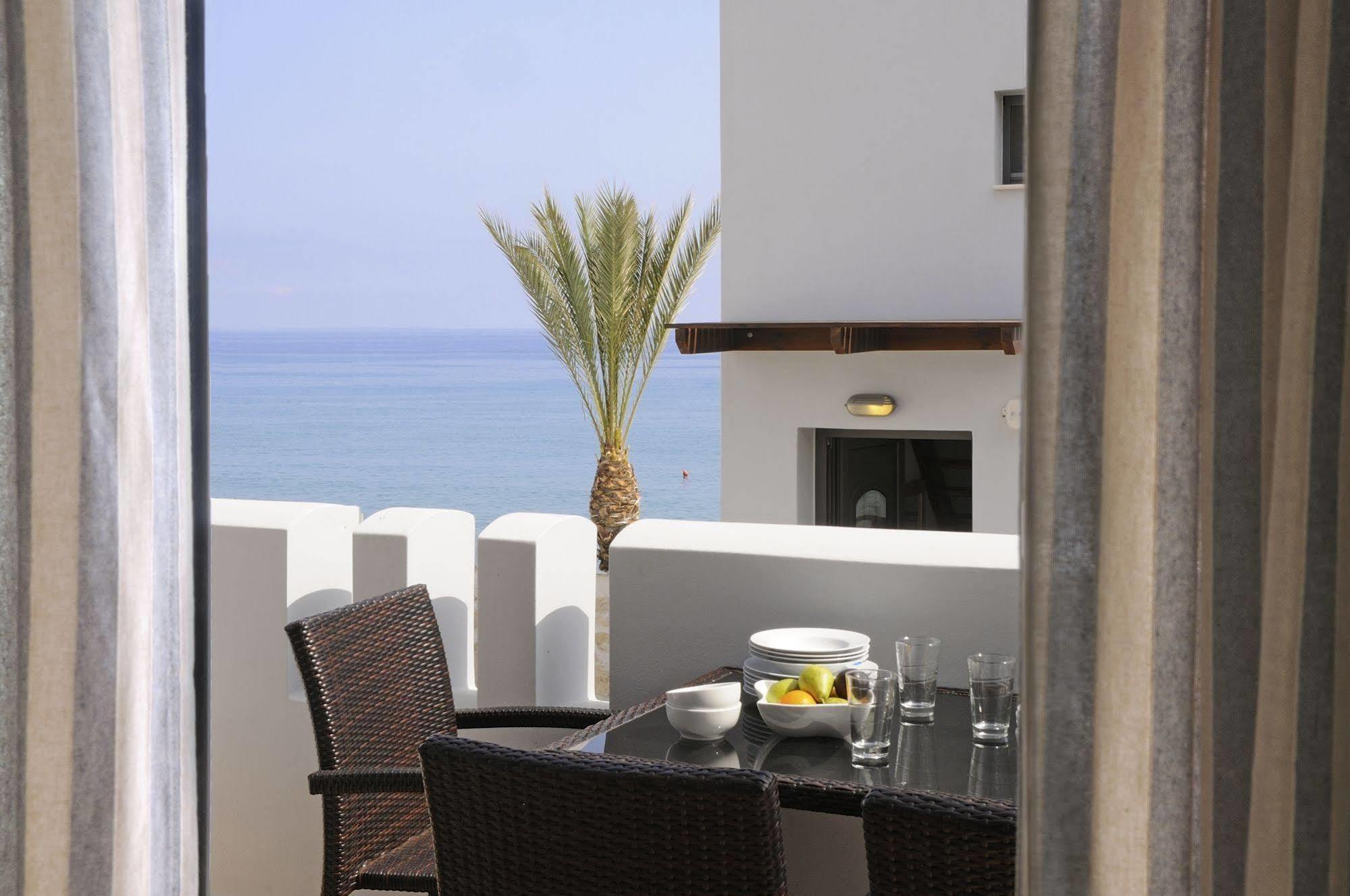 Myrtos Mare Suites Exterior foto