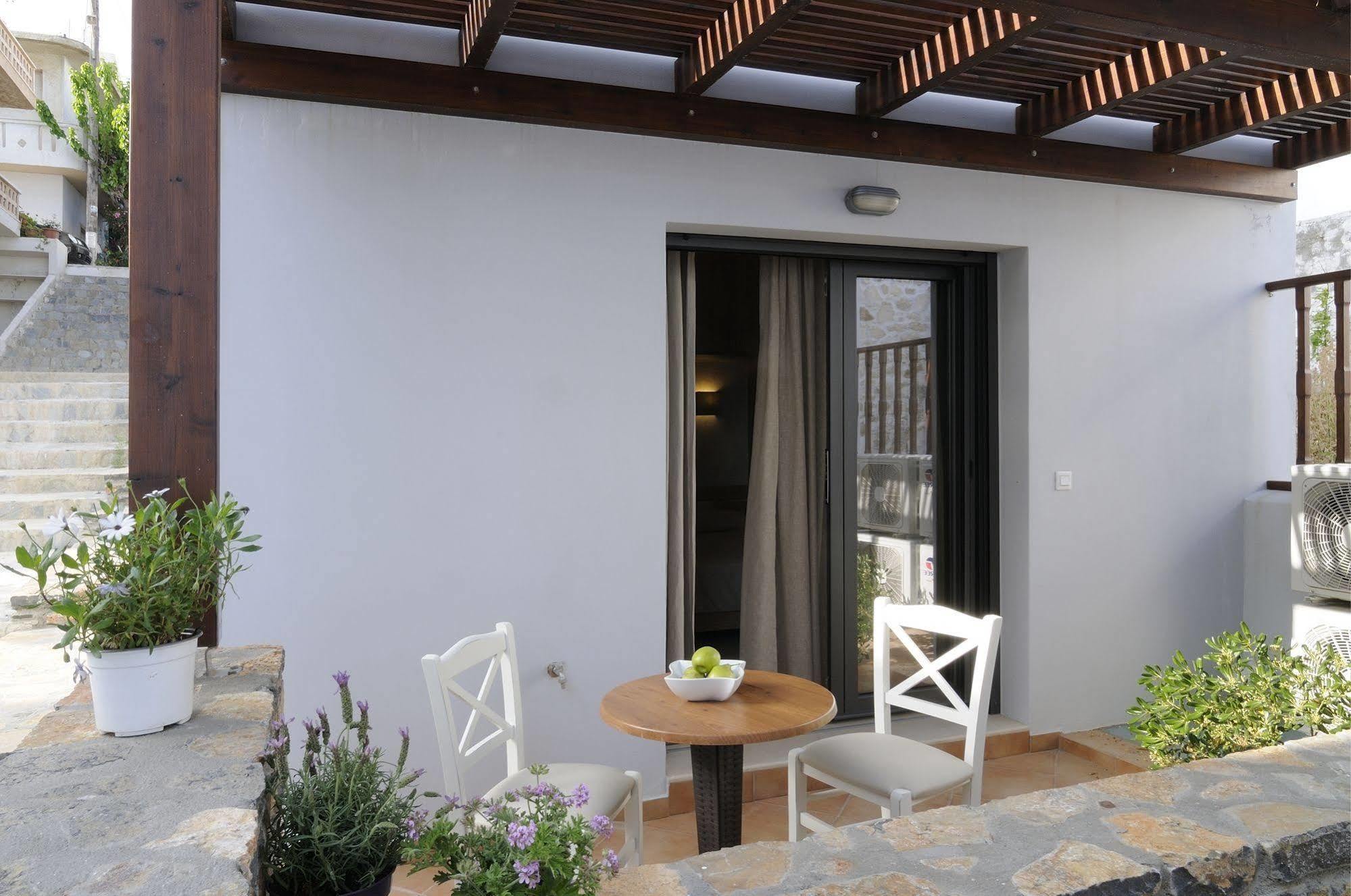 Myrtos Mare Suites Exterior foto